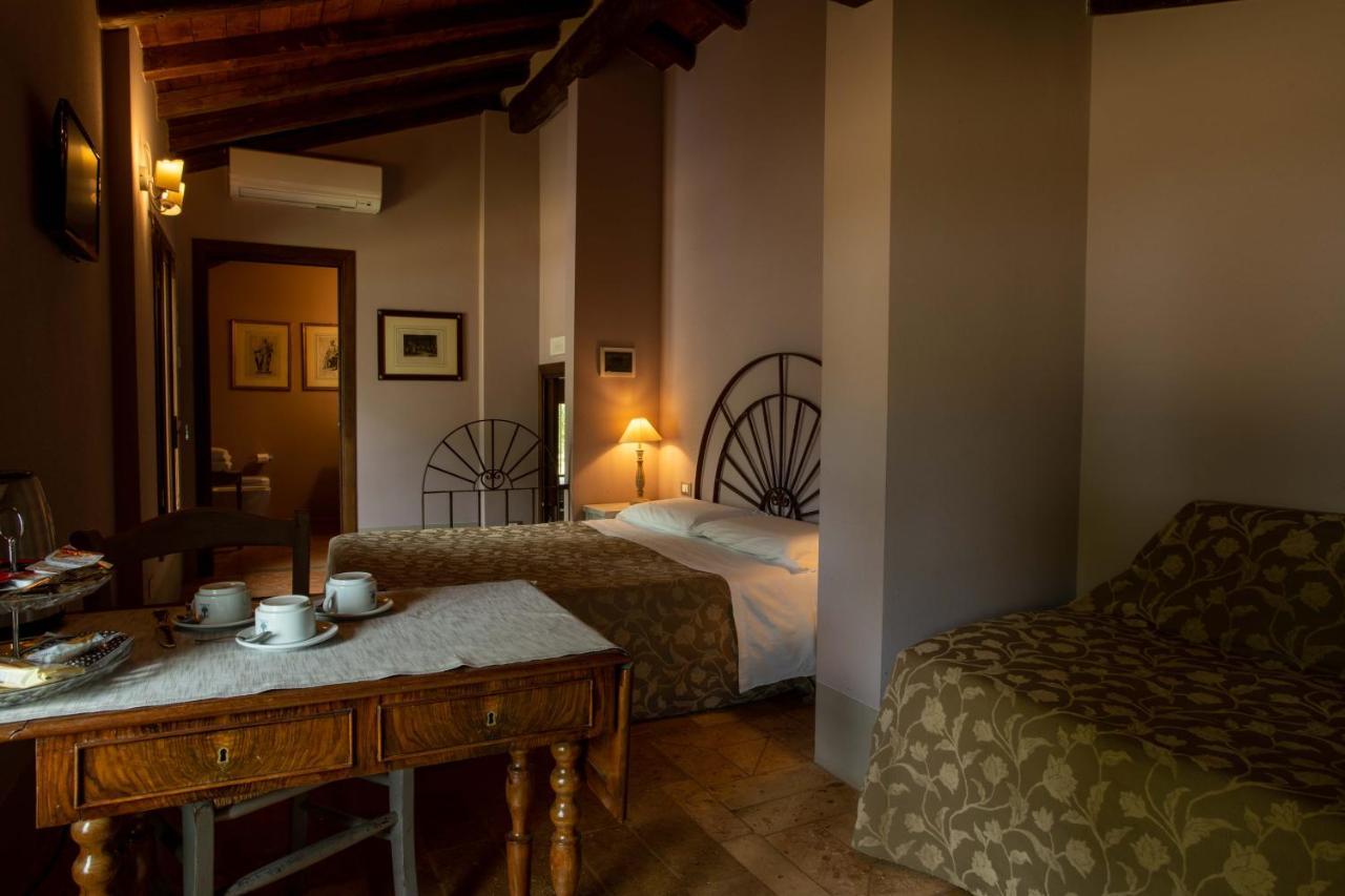 La Finestra Sul Po - Agriturismo Monticelli dʼOngina 외부 사진