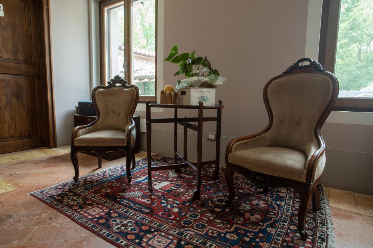 La Finestra Sul Po - Agriturismo Monticelli dʼOngina 외부 사진