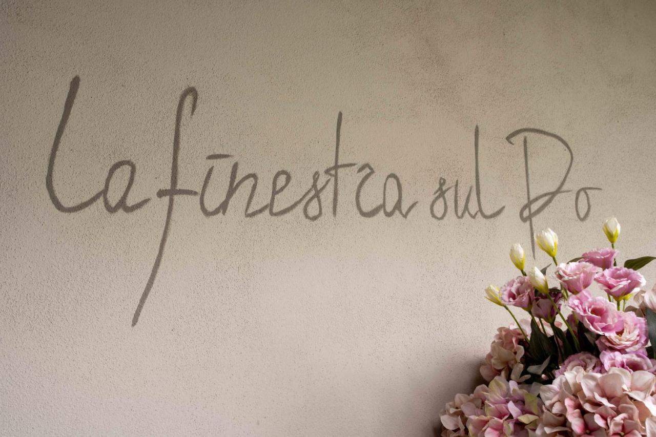 La Finestra Sul Po - Agriturismo Monticelli dʼOngina 외부 사진
