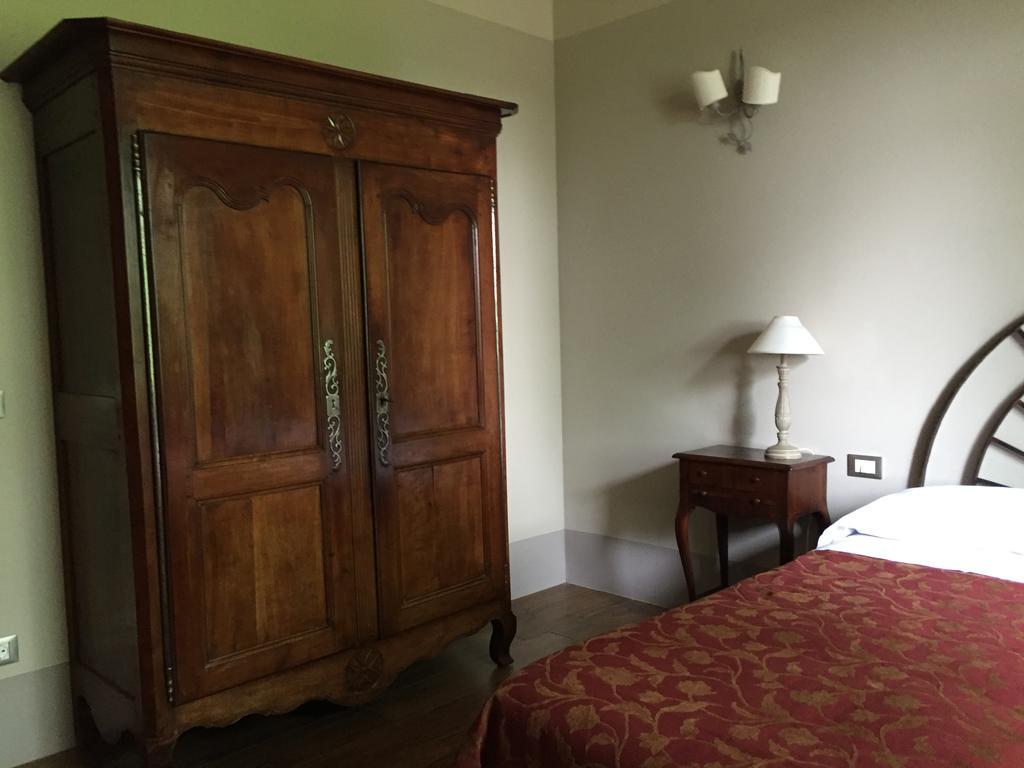 La Finestra Sul Po - Agriturismo Monticelli dʼOngina 외부 사진